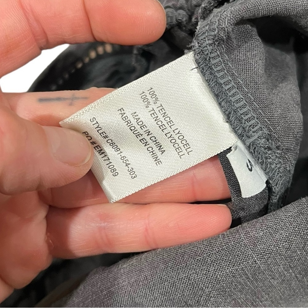 Anthropologies Cloth And Stone Gray Size Small Jumpsuit Romper Pants Wrap top - Picture 8 of 9